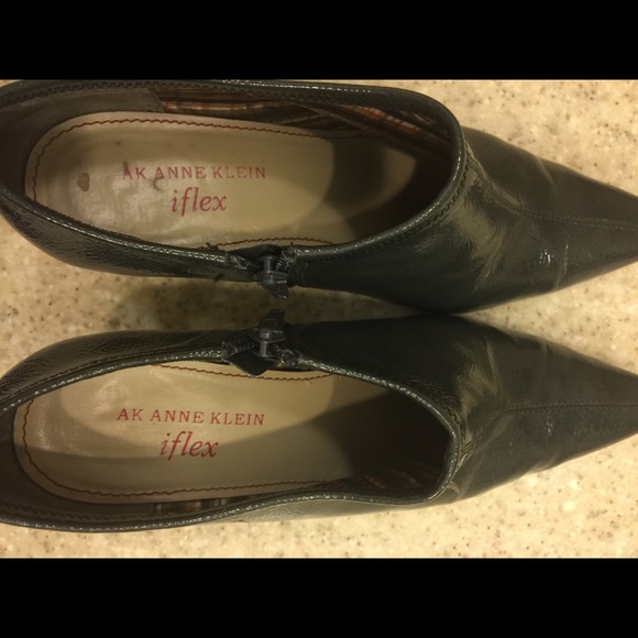 Anne Klein pointed gray booties - Picture 7 of 8